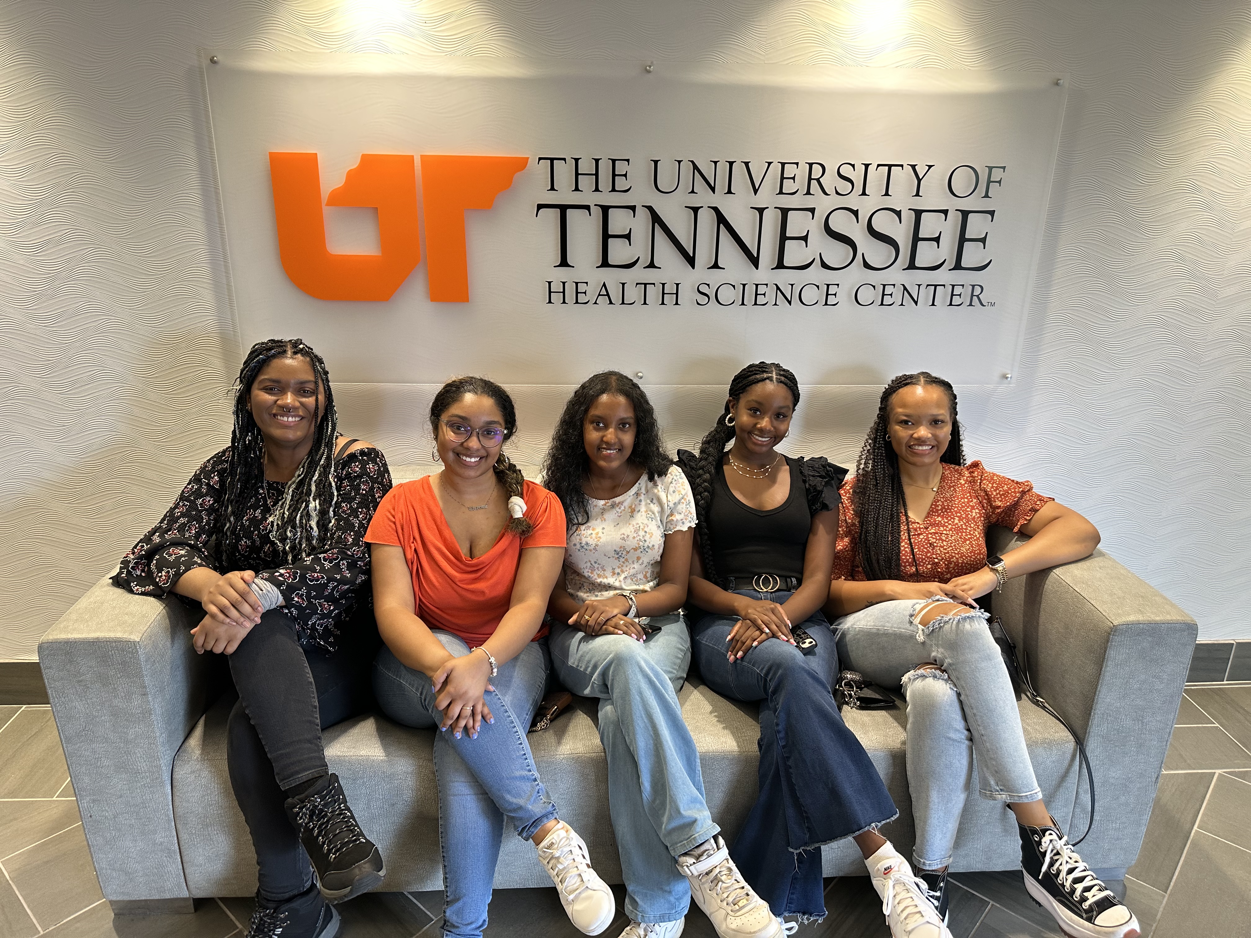 DOCC students toured The University of Tennessee Health Science Center